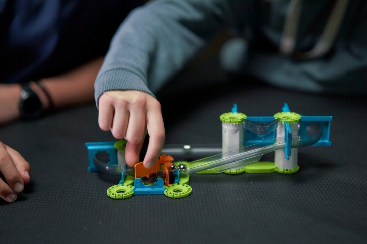 Geomag magnetkonstruktor „Võidusõidurada“ 67 osa